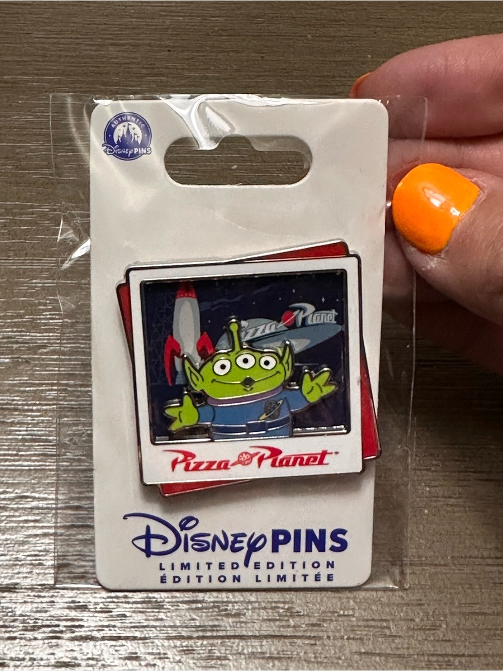 Disney Pixar Toy Story Alien Pin Pizza Planet Disney Destinations LE 202